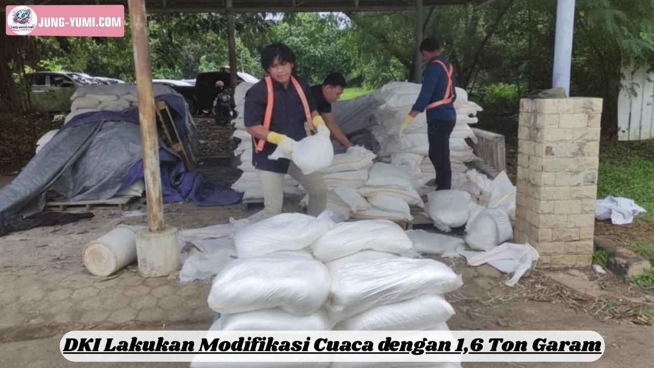 DKI Lakukan Modifikasi Cuaca dengan 1,6 Ton Garam